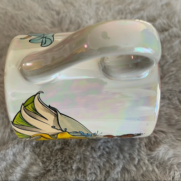 👑 Disney Princesses Iridescent Coffee Tea Mug - Picture 5 of 5